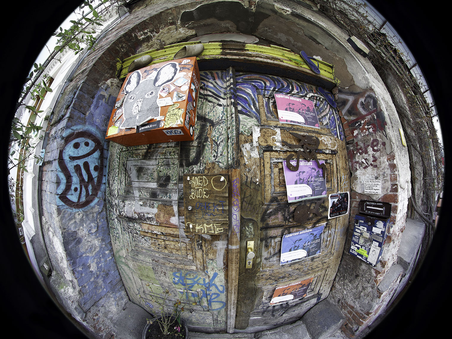 Berlin Entryway 07